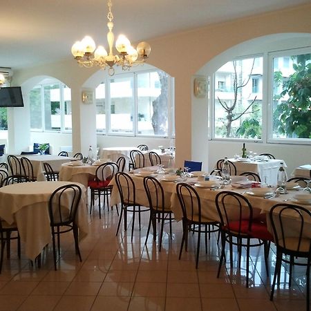 Mini hotel Rimini Kültér fotó
